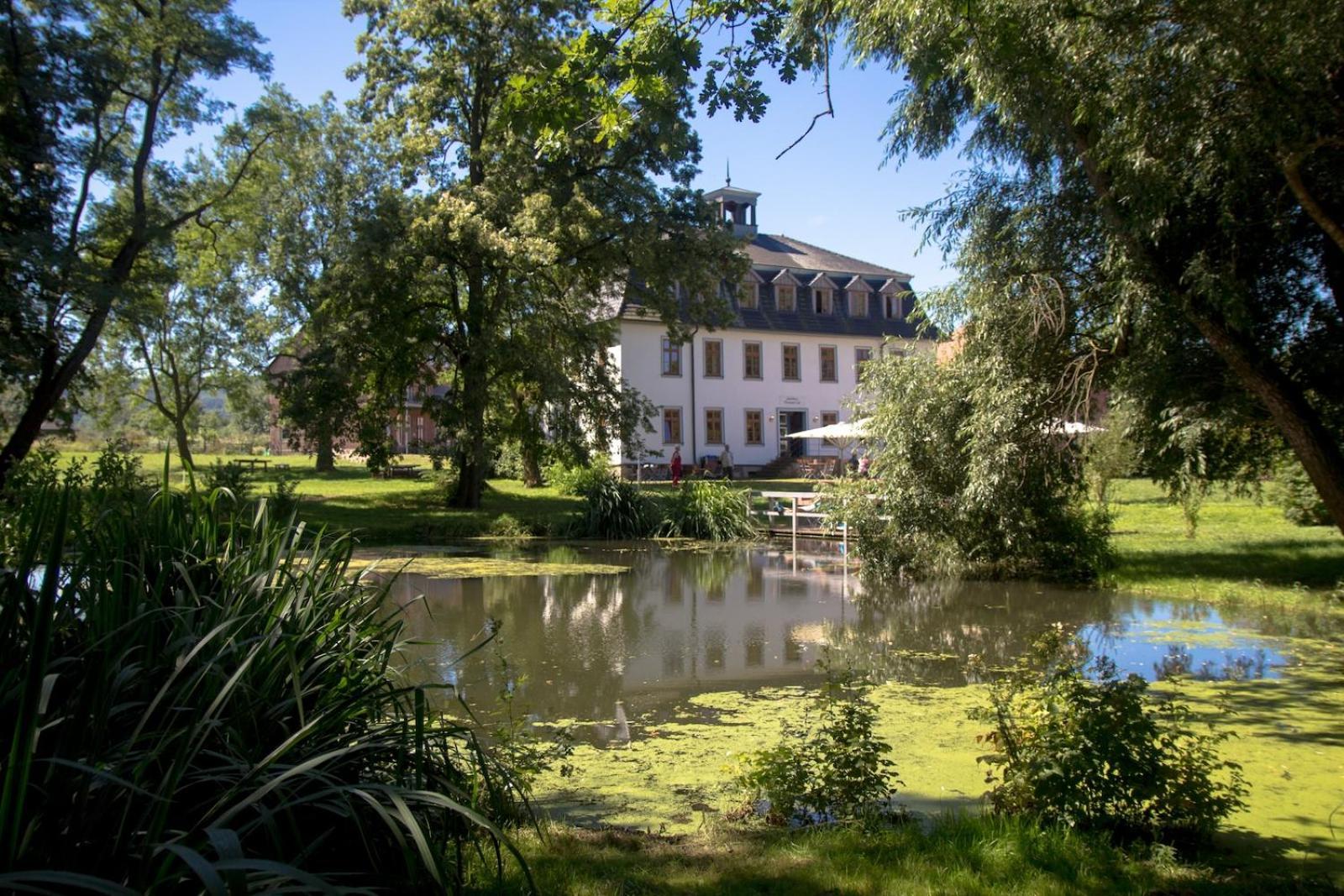 Biohotel Stiftsgut Wilhelmsgluecksbrunn Creuzburg Dış mekan fotoğraf