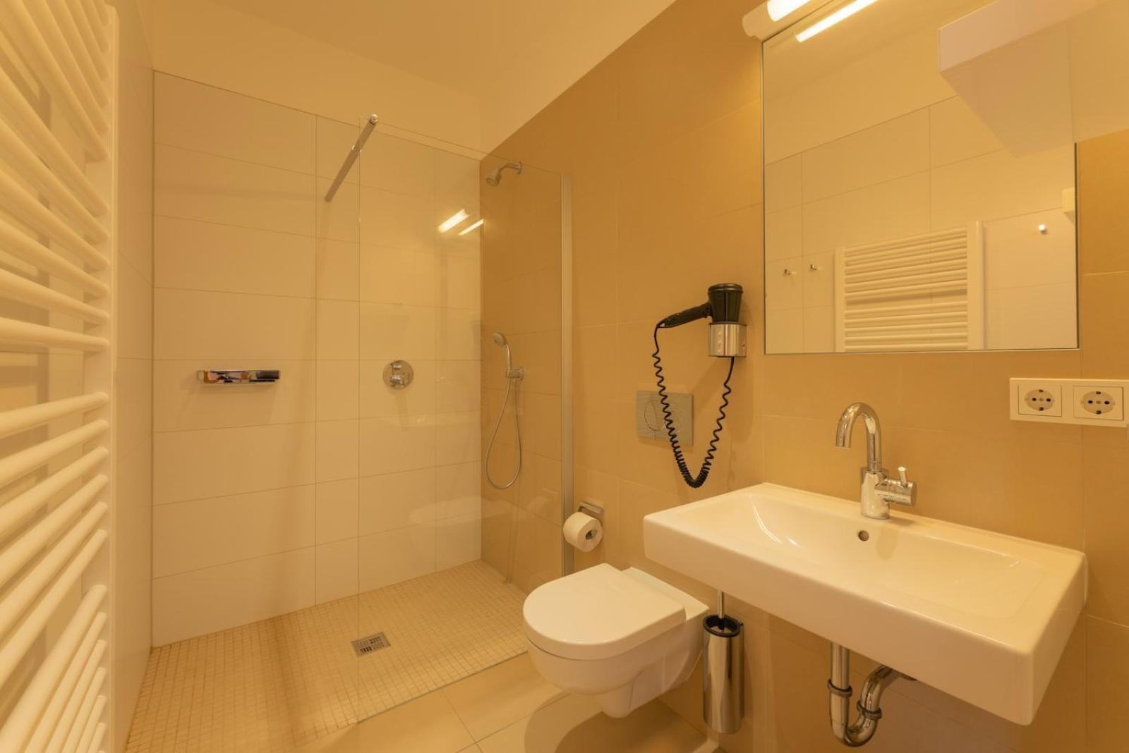 Biohotel Stiftsgut Wilhelmsgluecksbrunn Creuzburg Dış mekan fotoğraf