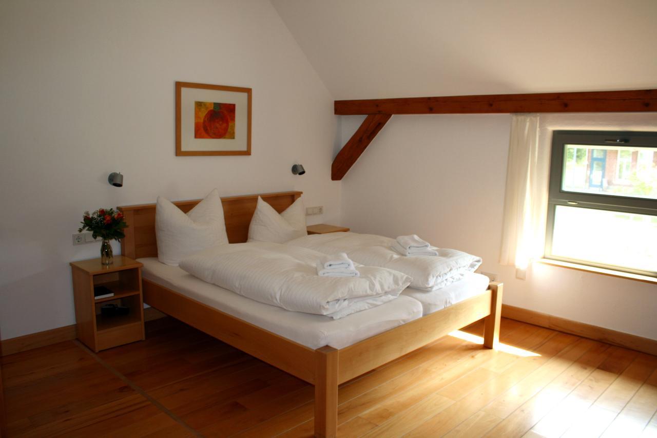 Biohotel Stiftsgut Wilhelmsgluecksbrunn Creuzburg Oda fotoğraf